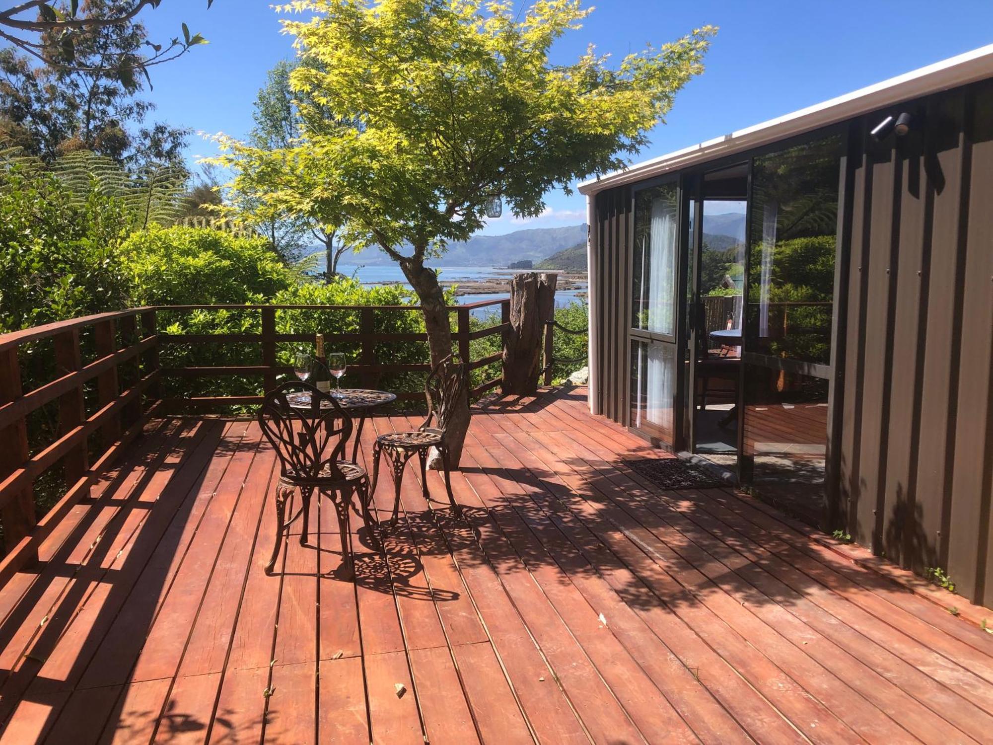 Heron Hideaway At First Light Rangihaeata Retreat Exterior photo